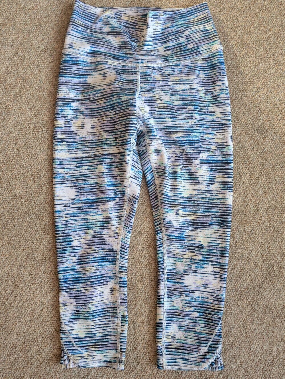Lululemon True Self Blurry Belle Crop Leggings (see measurements)